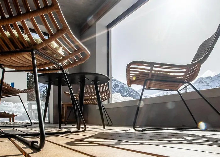 Haus Burgermeister Tschirpen * 阿罗萨